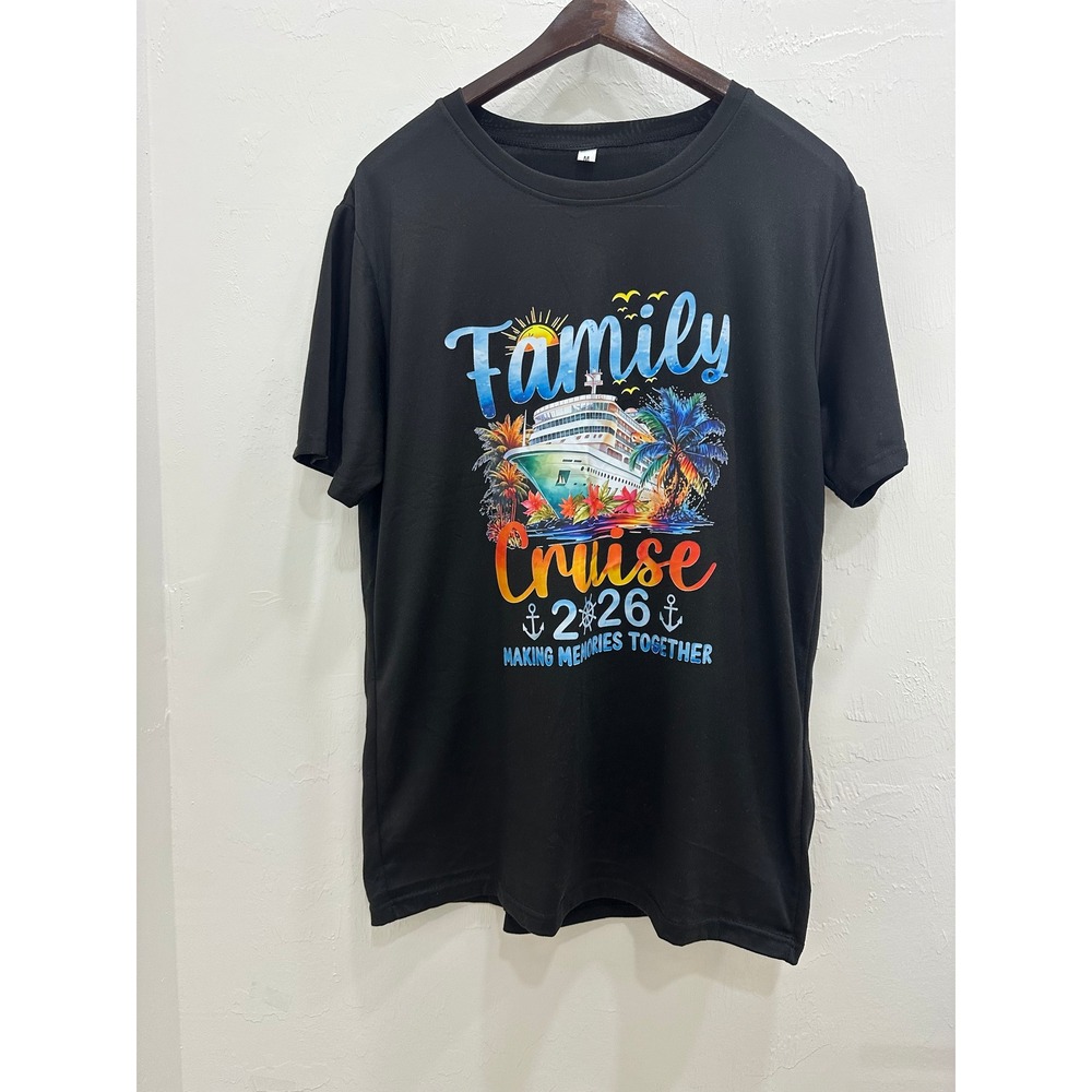 Unbranded Family Cruise 2026 T-Shirt Black Graphic Tee Souvenir Medium